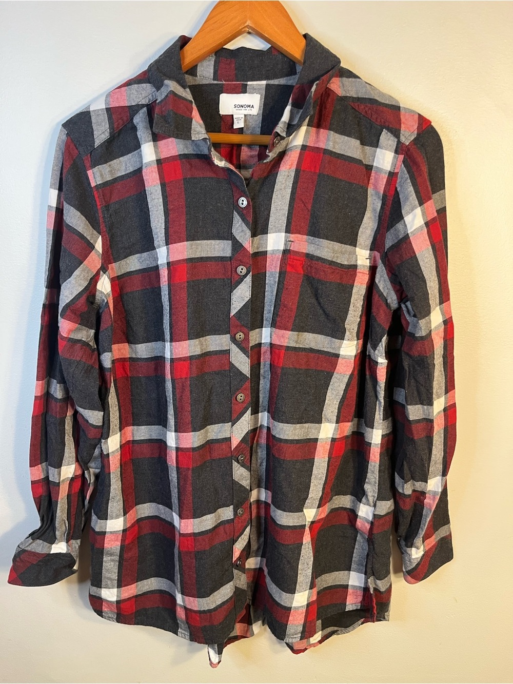 Sonoma Plaid Button-Down Shirt 100% Cotton Red, White, Black Size Large